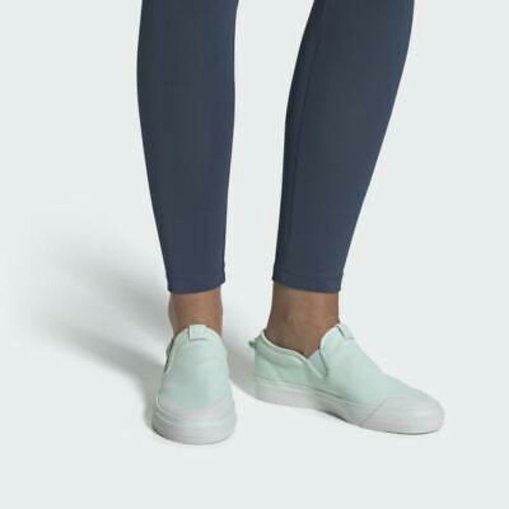 adidas Orginals Nizza Slip Ons Womens Shoes 9.5M